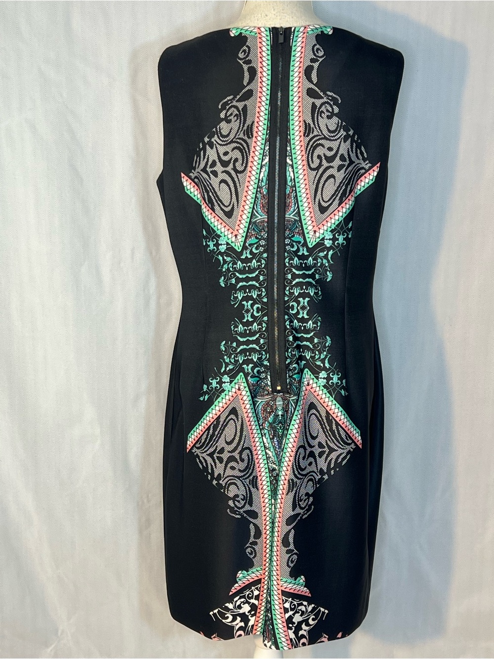 Tahari Arthur S Levine Dress Black W/Ornate Turquoise Pink White Sleeveless 12👍 - Picture 5 of 9